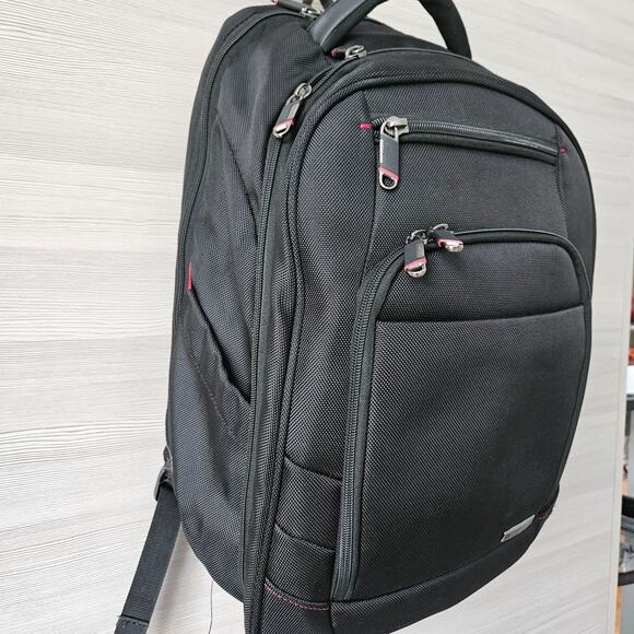 Samsonite Xenon 2 Laptop TSA Checkpoint Friendly Laptop Backpack Black Red Bag - Picture 8 of 16